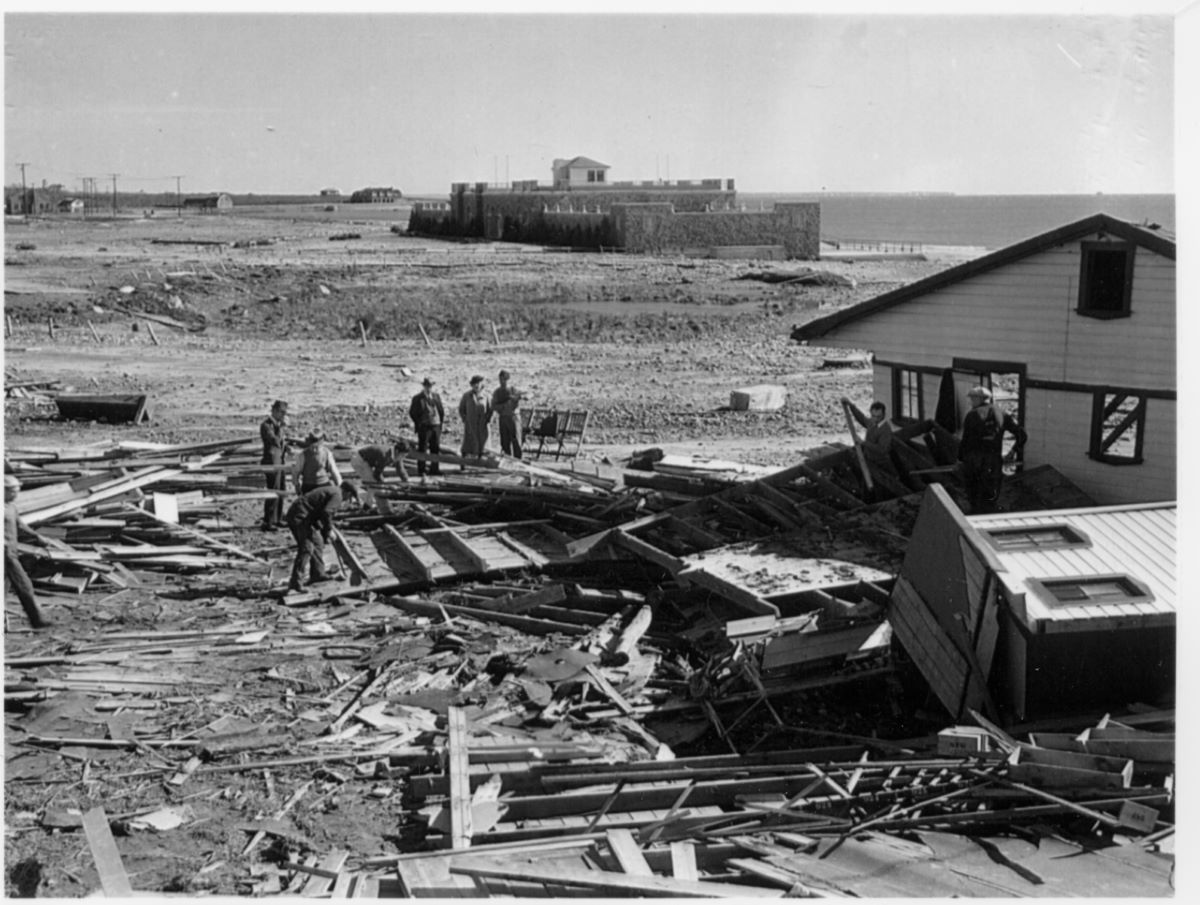 Westhampton Beach Hurricane of 1938 [1/2]